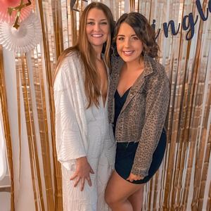 Meet your Posher, Danielle